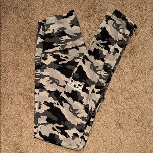 Fleo Camo Leggings